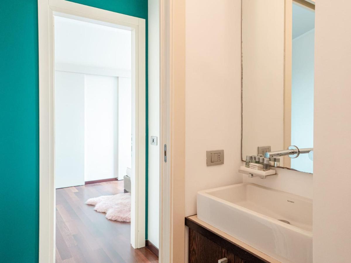 The Best Rent - Bright Two Rooms Apartment Near Cattolica University Milano Esterno foto